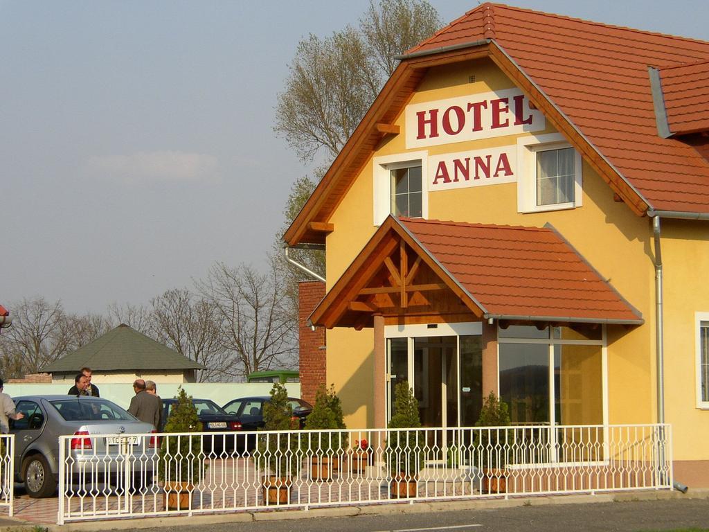 Anna Hotel Бюк Экстерьер фото